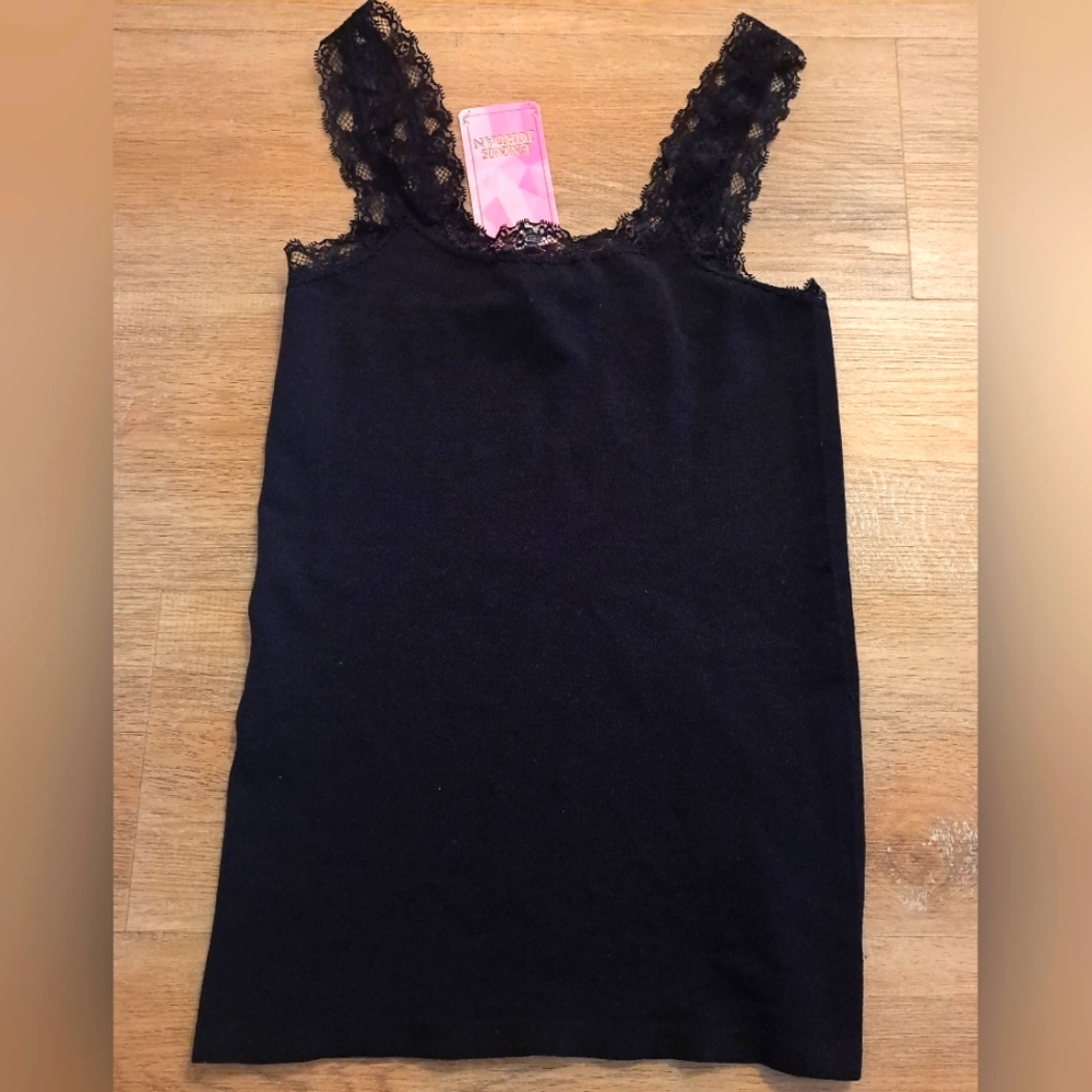 Emma Jordan Black Lace Straps Lightly Ribbed Tank Top Women's Size Large/XL NWT